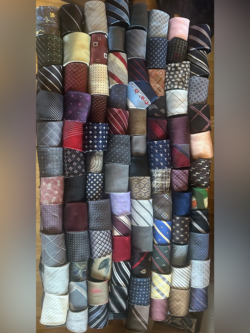 10 random designer ties - Picture 5 of 7